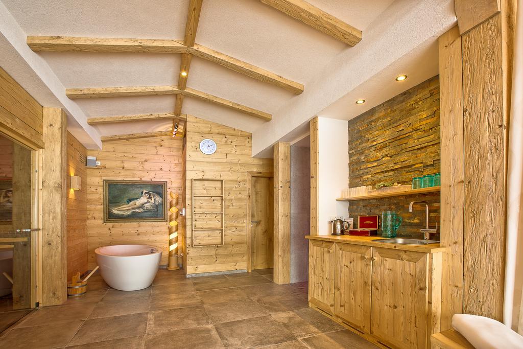 Romantik Pension Lehrberg Sankt Jakob in Haus Exteriör bild